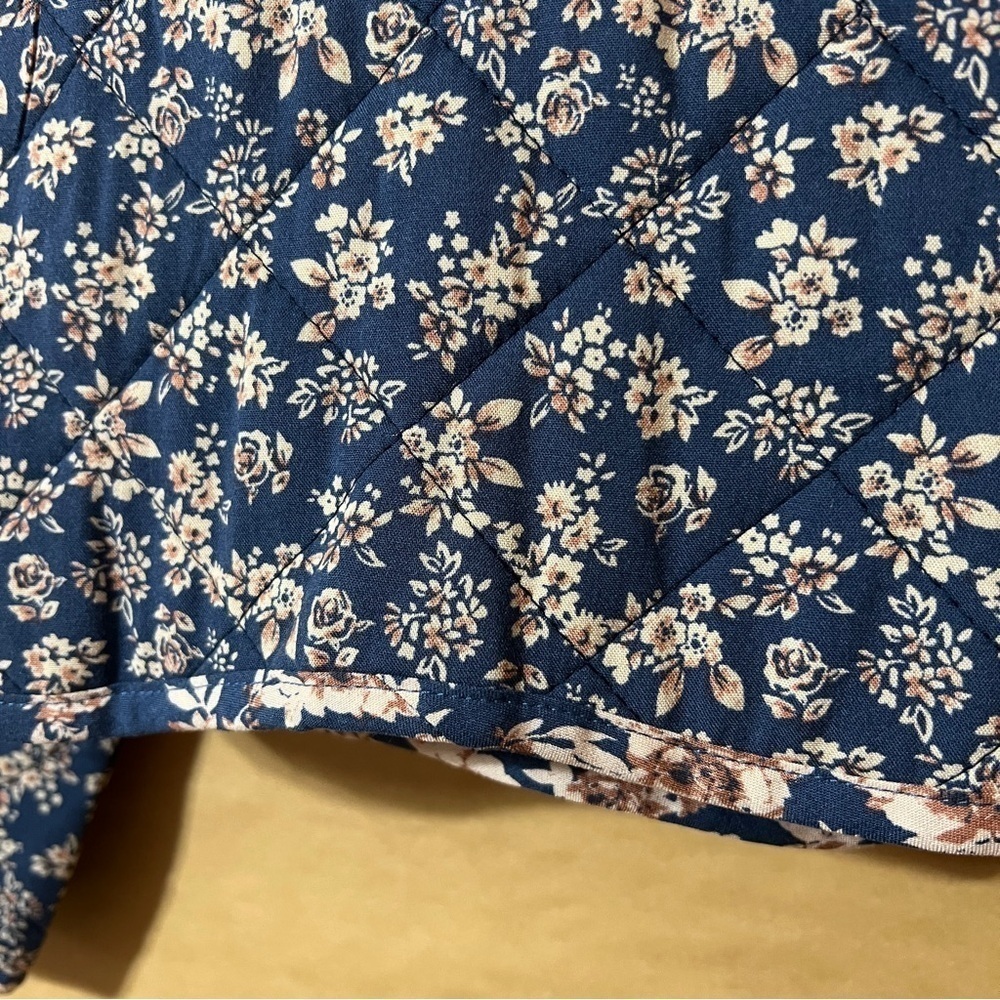 Listicle | NWOT Ditzy Floral Print Bow Tie Front Quilted Jacket Coat Size L - Picture 10 of 13